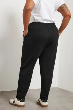 Loungewear><noscript><img width=