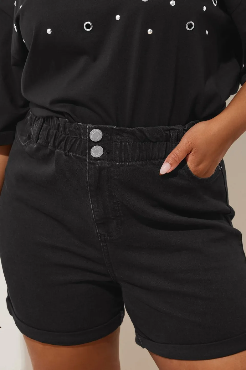 Shorts>YOURS Curve Black Washed Elasticated Waist Turn Up Denim Shorts