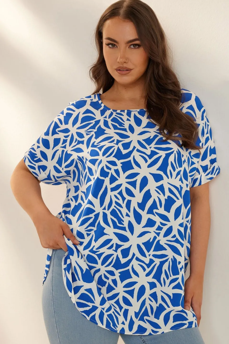 Tops>YOURS Curve Blue Abstract Floral Print Boxy Short Sleeve Blouse