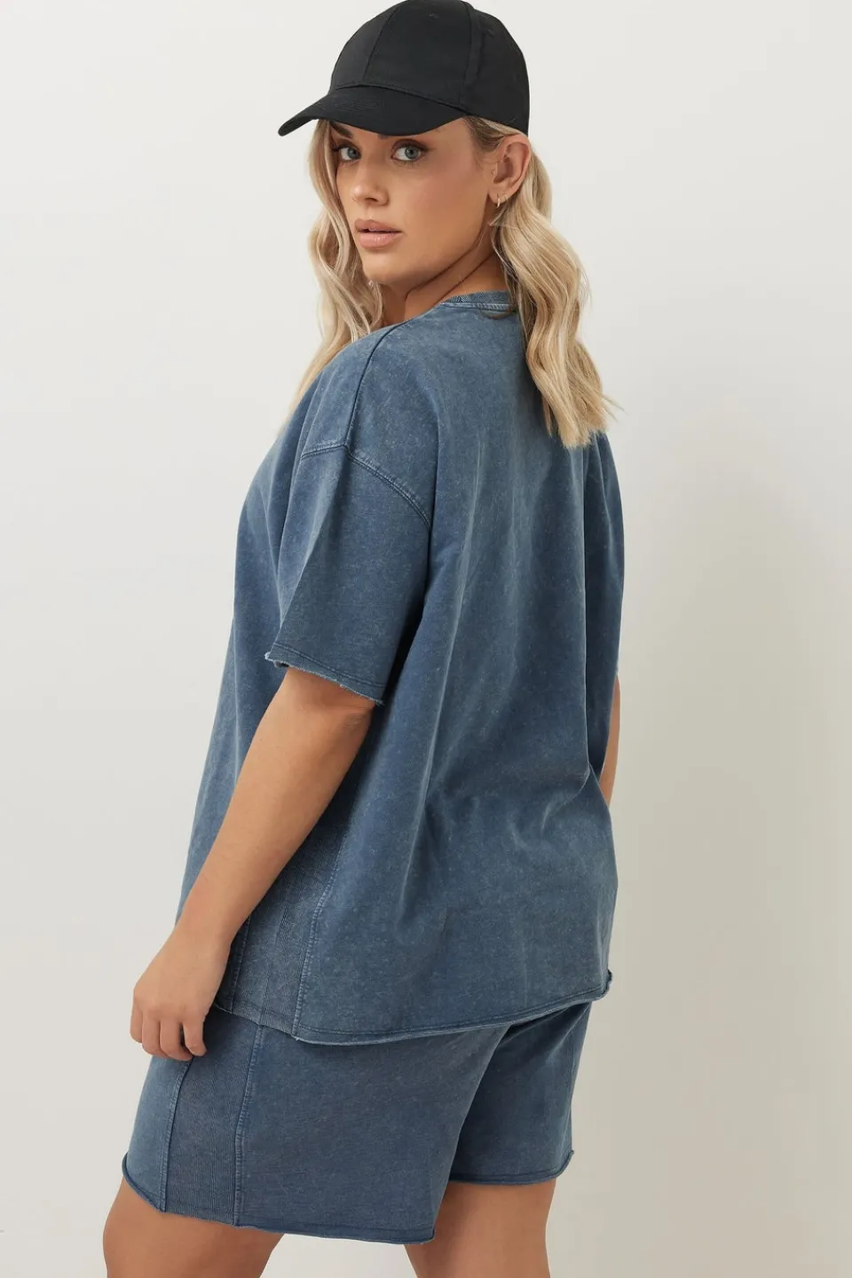 T-Shirts>YOURS Curve Blue Acid Wash Oversized Sweat T-Shirt