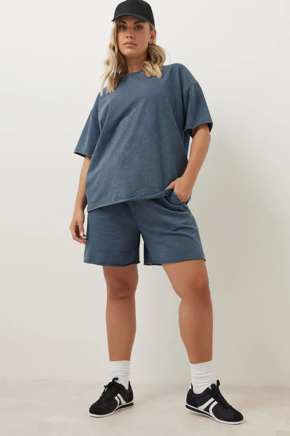 T-Shirts>YOURS Curve Blue Acid Wash Oversized Sweat T-Shirt
