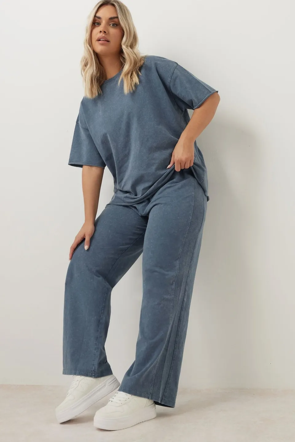 T-Shirts>YOURS Curve Blue Acid Wash Oversized Sweat T-Shirt