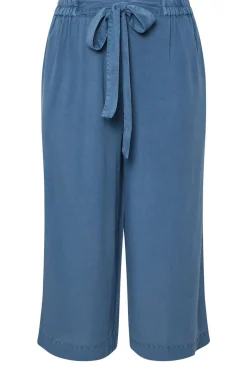 Trousers><noscript><img width=