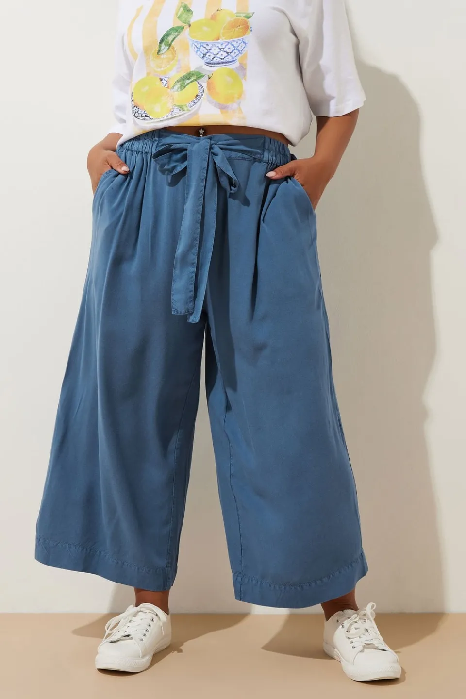 Trousers>YOURS Curve Blue Chambray Tie Waist Cropped Trousers
