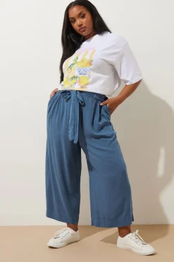 Trousers><noscript><img width=