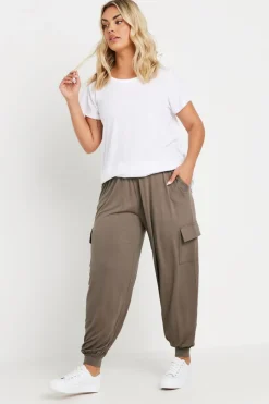 Trousers><noscript><img width=