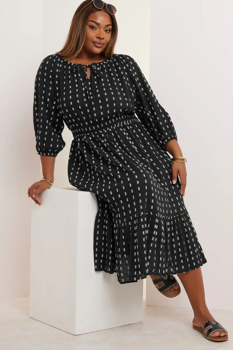 Dresses>YOURS Curve Dot Print Tie Front Midaxi Dress