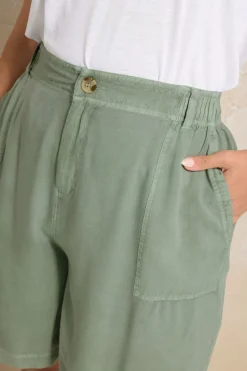 Shorts><noscript><img width=