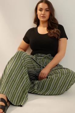 Trousers><noscript><img width=
