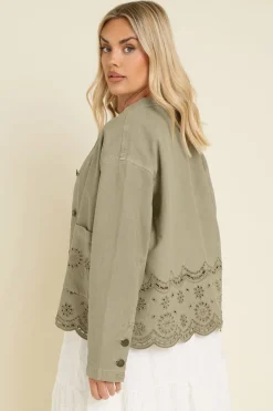 Coats & Jackets><noscript><img width=