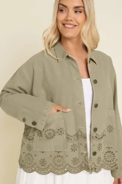 Coats & Jackets><noscript><img width=