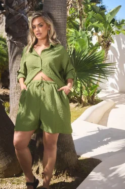 Shorts><noscript><img width=