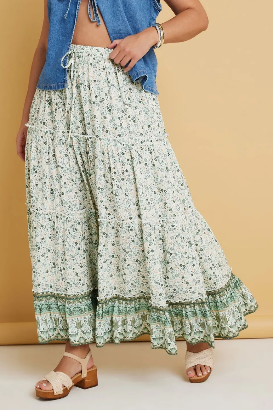 Skirts>YOURS Curve Light Green Ditsy Floral Tiered Skirt