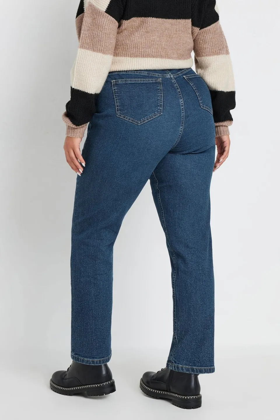 Jeans & Jeggings>YOURS Curve Mid Blue Mom Jeans