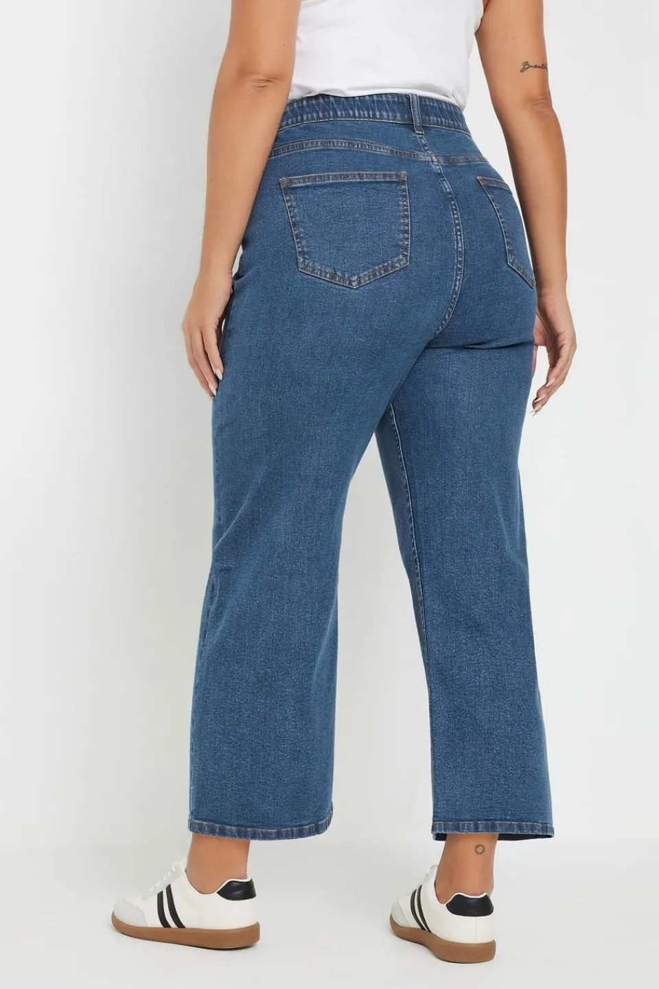 Jeans & Jeggings>YOURS Curve Mid Blue Wide Leg Cropped Denim Jeans
