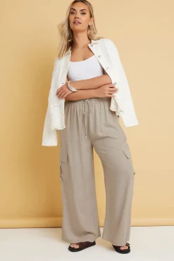 Trousers><noscript><img width=