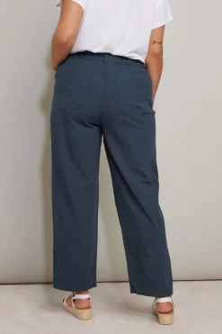 Trousers><noscript><img width=