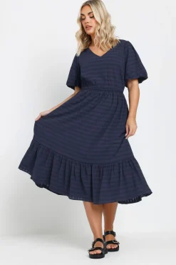 Dresses><noscript><img width=