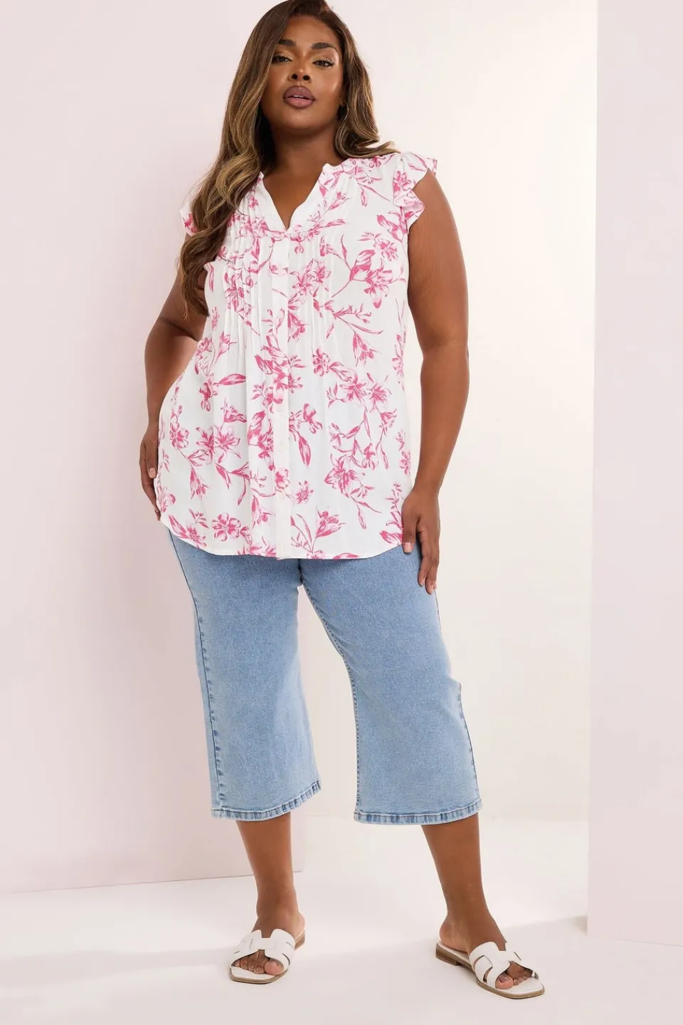 Tops>YOURS Curve Pink Floral Sleeveless Pintuck Blouse