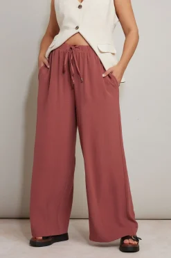 Trousers><noscript><img width=