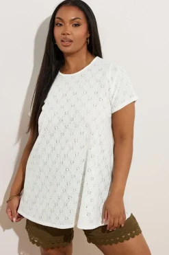 T-Shirts>YOURS Curve White Broderie Anglaise Textured Swing Top
