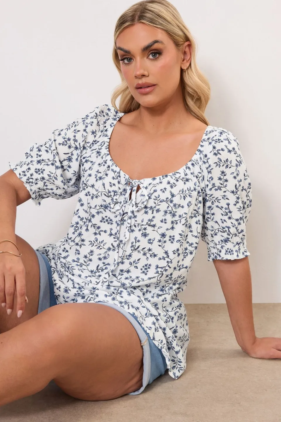 Tops>YOURS Curve White Floral Print Tie Front Top
