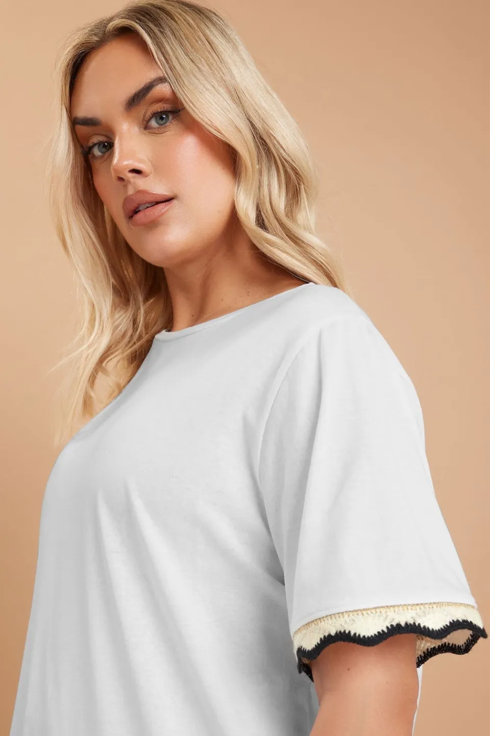 T-Shirts>YOURS Curve White Metallic Crochet Trim T-Shirt