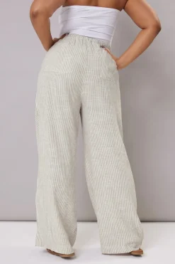 Trousers><noscript><img width=