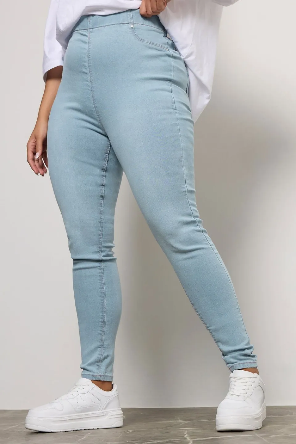 Jeans & Jeggings>YOURS For Good Curve Light Blue Pull On Stretch Jenny Jeggings