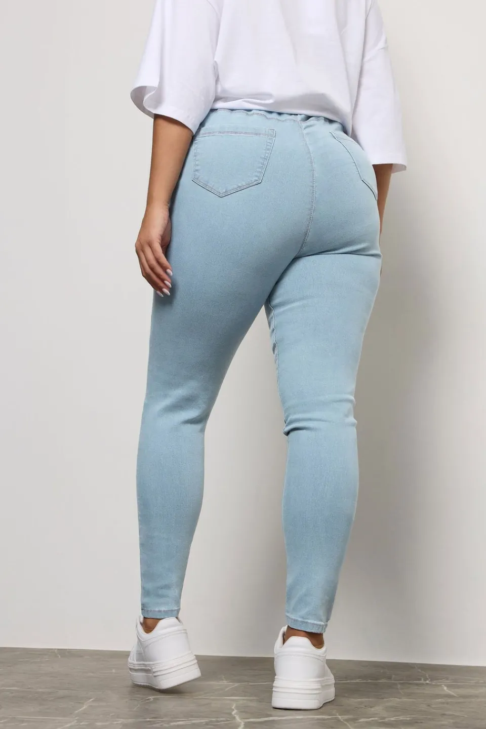 Jeans & Jeggings>YOURS For Good Curve Light Blue Pull On Stretch Jenny Jeggings