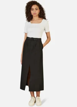 Skirts><noscript><img width=