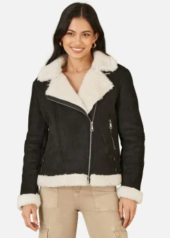 Coats & Jackets><noscript><img width=