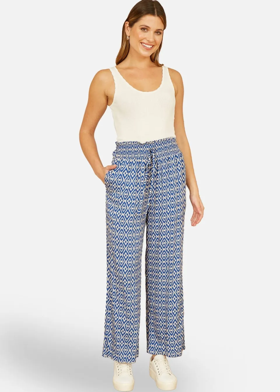 Trousers>Yumi Blue Geo Print Relaxed Fit Trousers