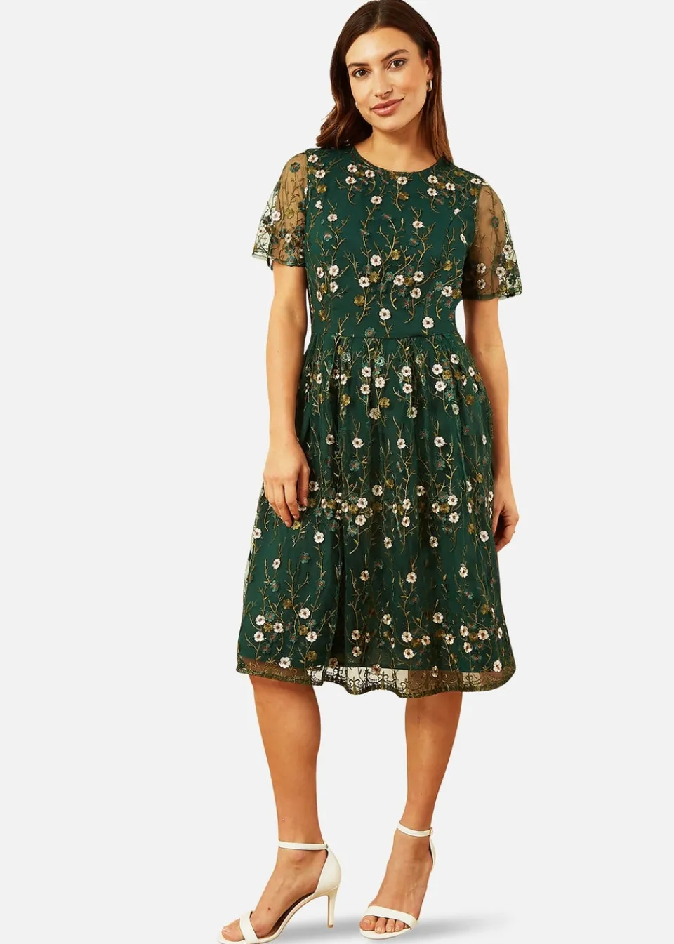 Dresses>Yumi Green Embroidered Floral Skater Dress