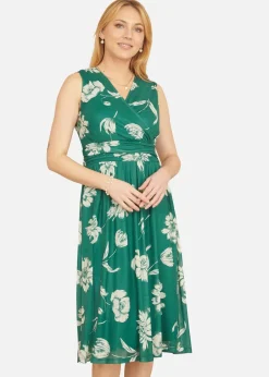 Dresses>Yumi Green Floral Print Stretch Mesh Dress With Pockets