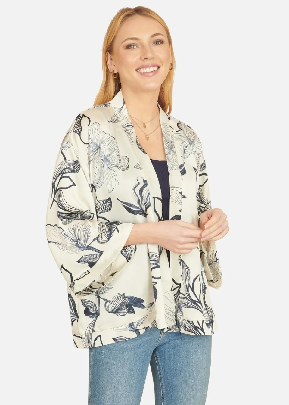 Coats & Jackets>Yumi Ivory Abstract Floral Print Kimono