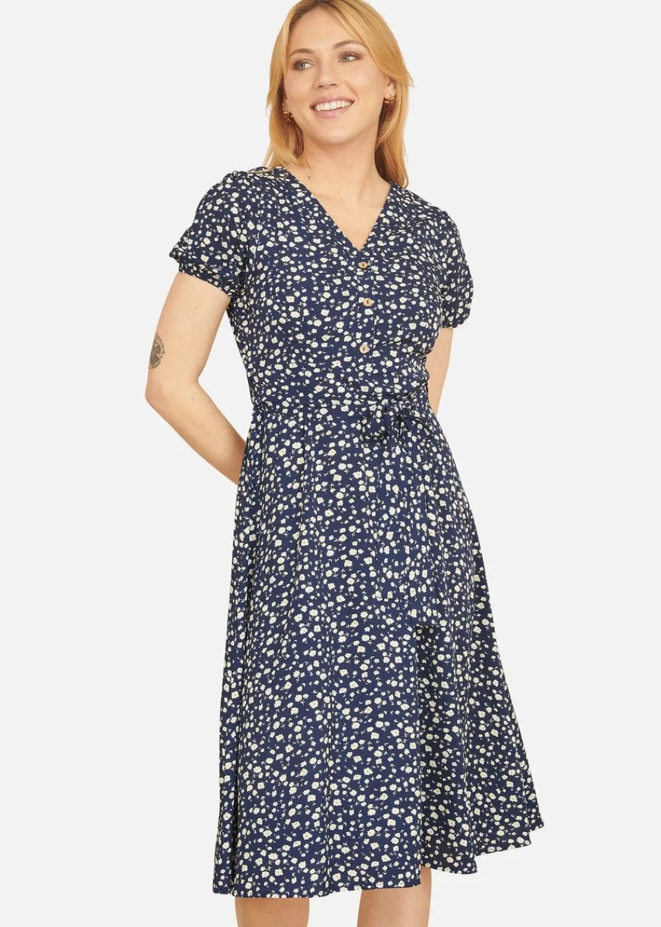 Dresses>Yumi Navy Ditsy Floral Midi Shirt Dress