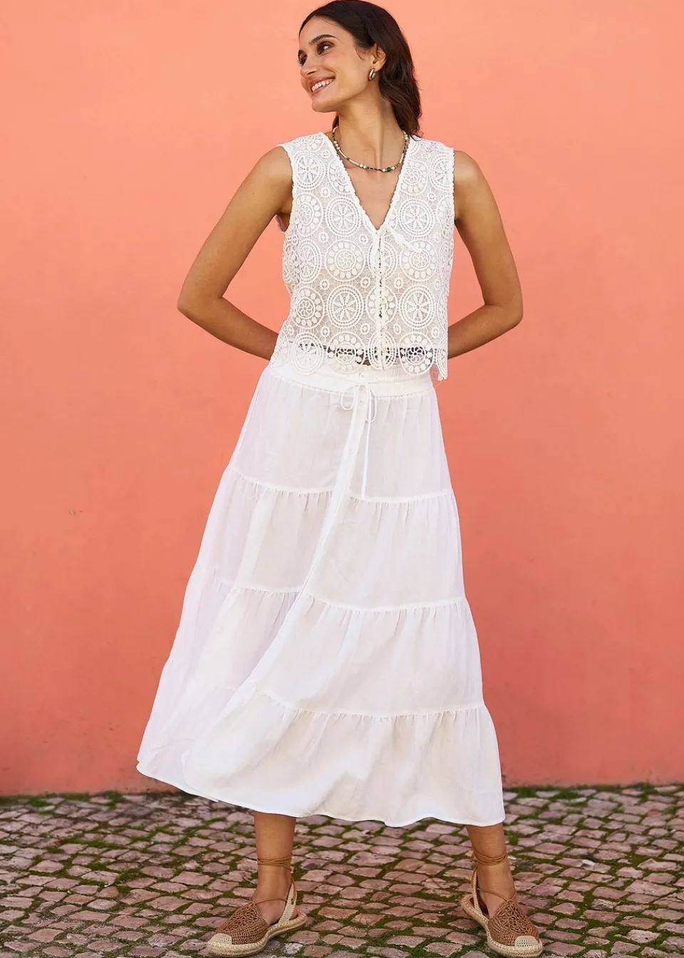 Tops>Yumi White Crochet Lace Tie Waistcoat